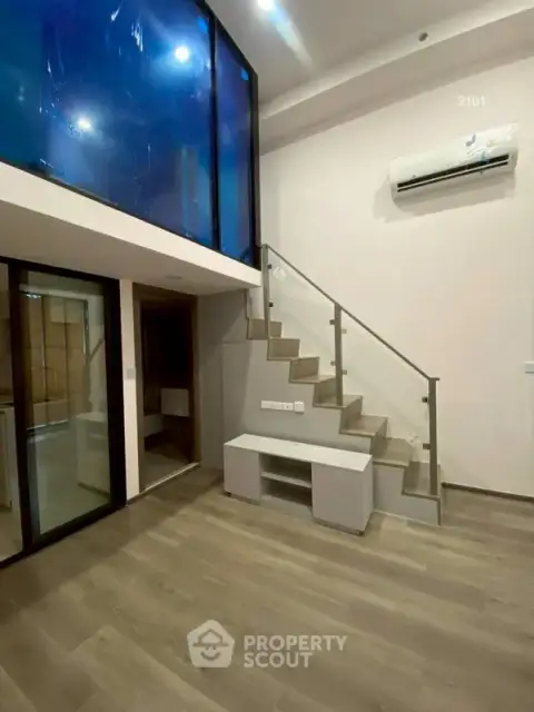 1-BR Condo at KnightsBridge Space Sukhumvit-Rama4 near BTS Phra Khanong — photo 2