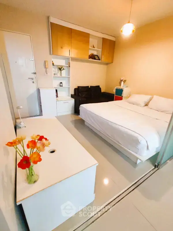 1-BR Condo at The IRIS Rama 9 - Srinagarindra near ARL Hua Mak — photo 4
