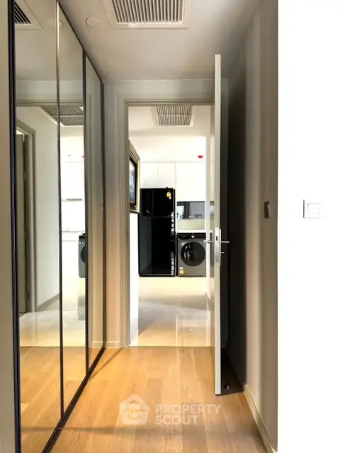 2-BR Condo at Ashton Silom near BTS Chong Nonsi — photo 2