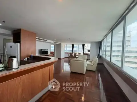 2-BR Condo at Asoke Place near MRT Sukhumvit — photo 4