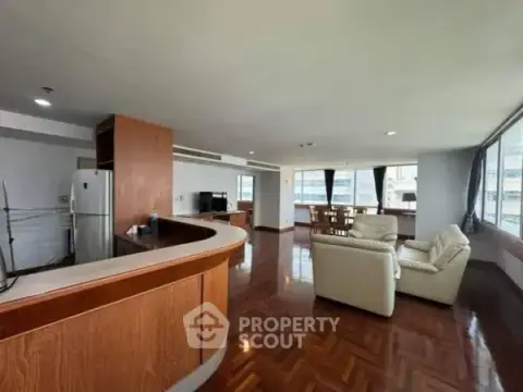 2-BR Condo at Asoke Place near MRT Sukhumvit — photo 3