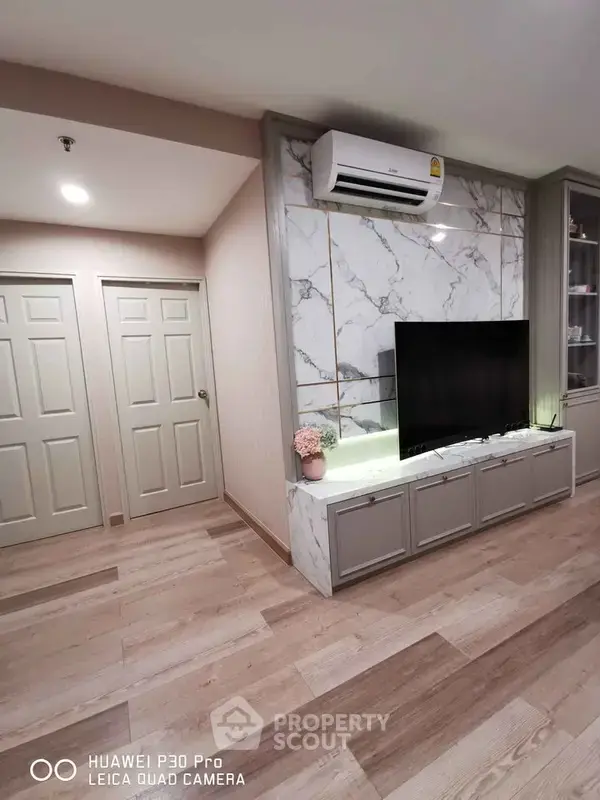 2-BR Condo at Life @ Sathorn 10 near BTS Saint Louis — ภาพ 2