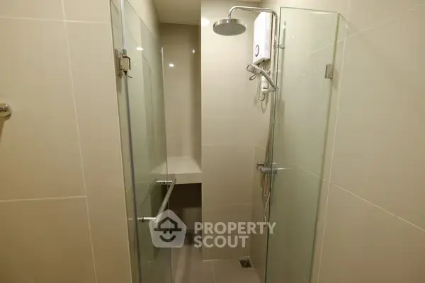 1-BR Condo at Rhythm Asoke near MRT Phra Ram 9 — фото 5