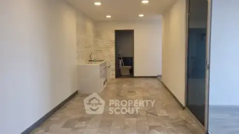 2-BR Condo at Pisawit Tower Condominium near BTS Ha Yaek Lat Phrao — photo 5