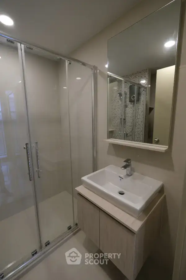 1-BR Condo at The Tree Sukhumvit 64 near BTS Punnawithi — фото 5