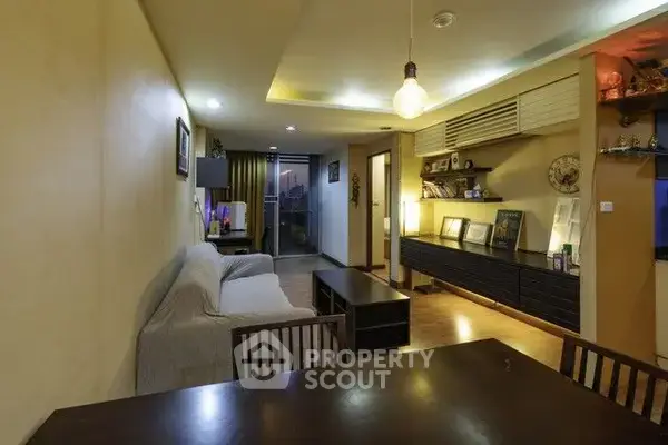 1-BR Condo at The Kris Ratchada 17 near MRT Sutthisan — photo 7