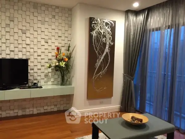 1-BR Condo at Bright Sukhumvit 24 Condominium near BTS Phrom Phong — фото 3