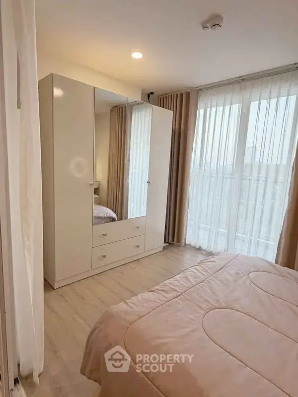 1-BR Condo at Chateau In Town Ratchayothin near BTS Sena Nikhom — photo 6