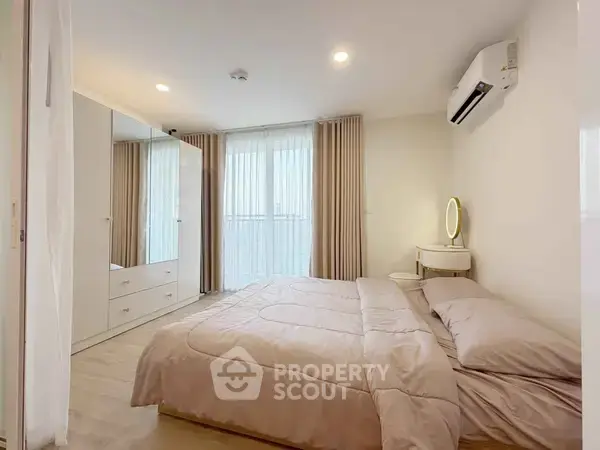 1-BR Condo at Chateau In Town Ratchayothin near BTS Sena Nikhom — photo 7