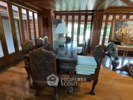 5-BR House in San Kamphaeng — фото 7