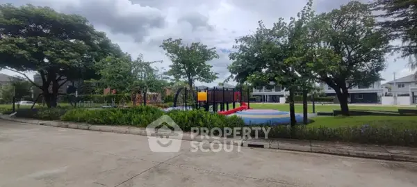 4-BR House in San Na Meng — photo 7