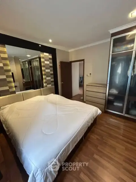 1-BR Condo at The Benefits Condo in San Phisuea — фото 2