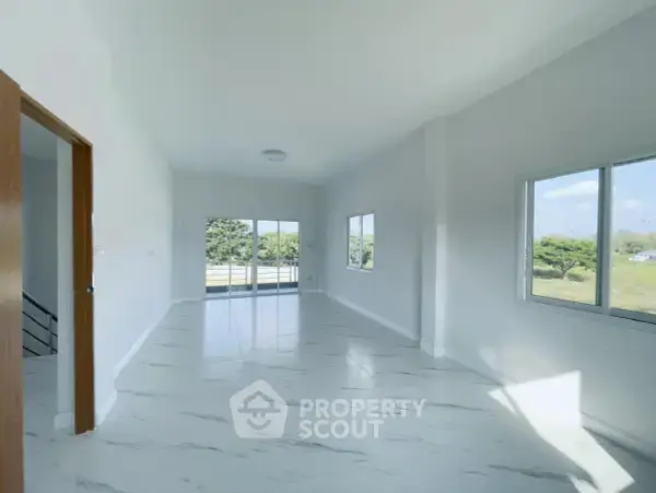 4-BR House in Nong Chom — photo 4