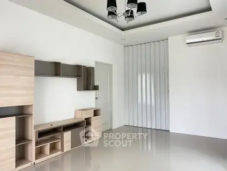 2-BR House in San Na Meng — photo 4