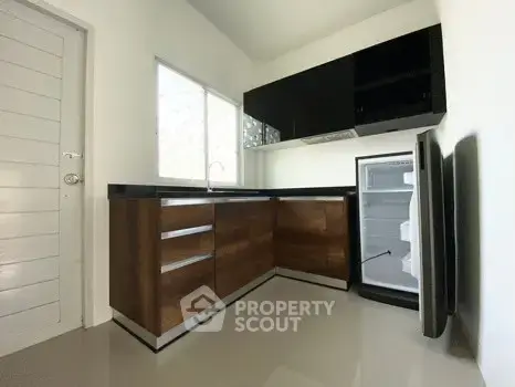 2-BR House in San Na Meng — photo 6