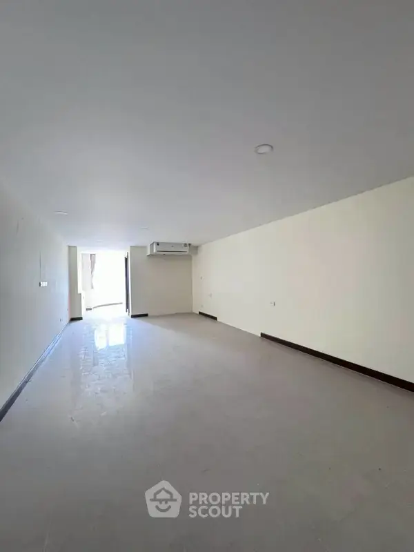 1-BR Condo in Chang Phueak — photo 3