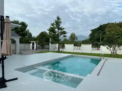 4-BR Villa in Huai Sai — photo 2