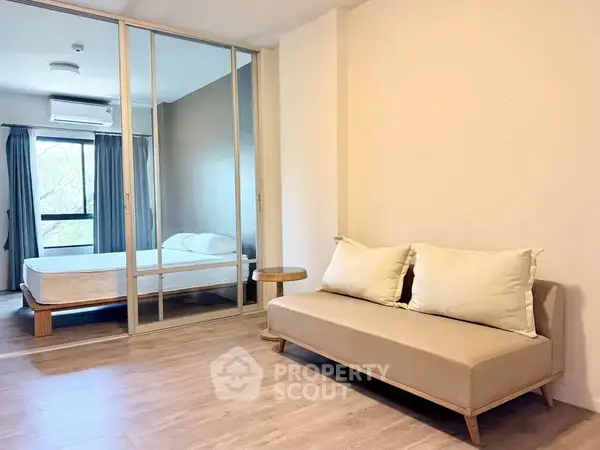 1-BR Condo at The Issara Chiangmai in San Sai Noi — фото 2