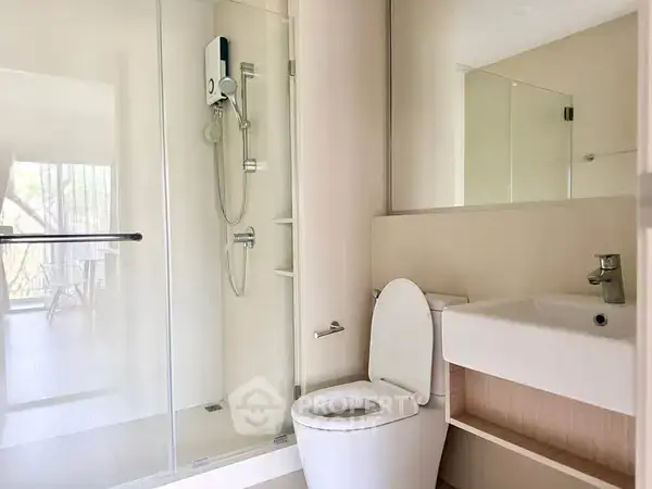 1-BR Condo at The Issara Chiangmai in San Sai Noi — фото 6