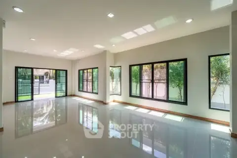 4-BR House in San Phak Wan — photo 5