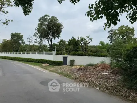376 m² Land for Sale in Makhun Wan — фото 2