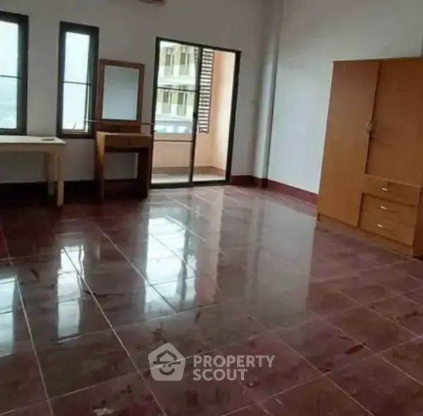 2-BR Townhouse in Chang Phueak — photo 2