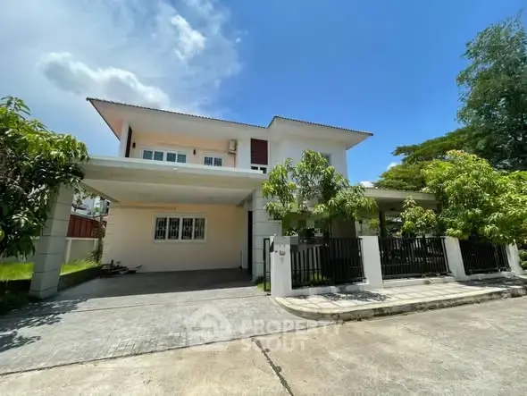 4-BR Condo at Lanna Condominium in Pa Tan — 照片 2