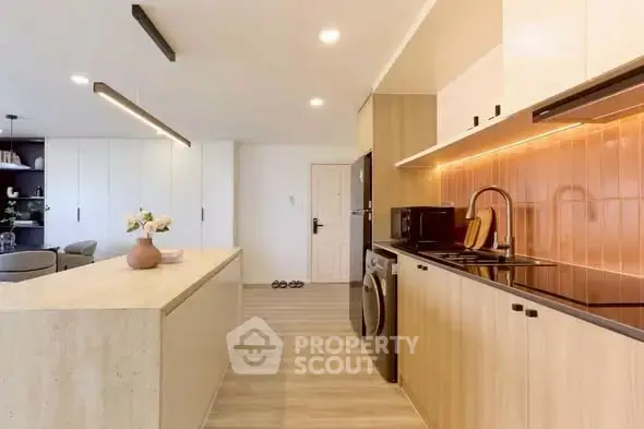 2-BR Condo at Nakorn Ping Condominium in Chang Phueak — photo 2