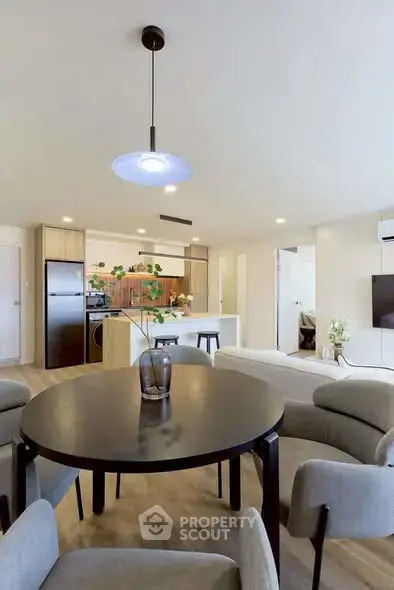 2-BR Condo at Nakorn Ping Condominium in Chang Phueak — photo 3