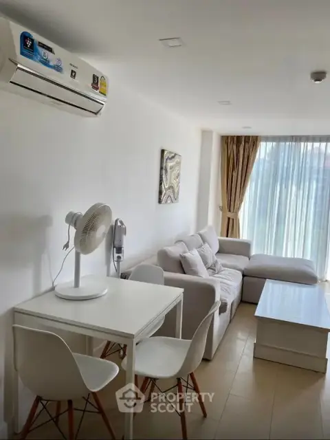 1-BR Condo at Aurora Pratumnak close to Phratamnak — photo 3