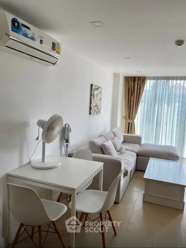 1-BR Condo at Aurora Pratumnak close to Phratamnak — photo 3