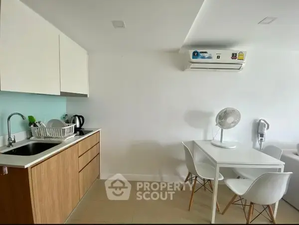 1-BR Condo at Aurora Pratumnak close to Phratamnak — photo 7