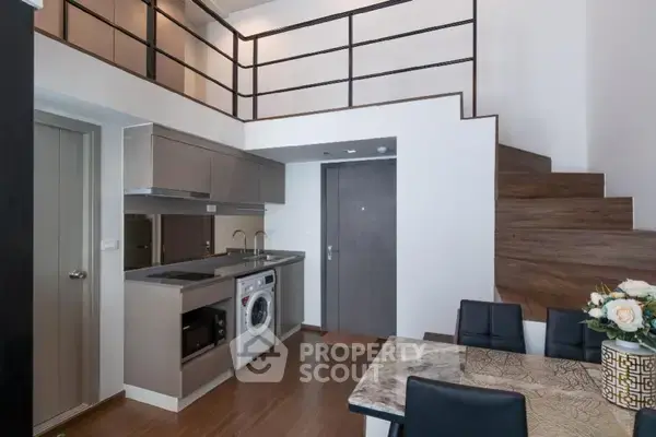 2-BR Condo at Duplex close to Phratamnak — ภาพ 3
