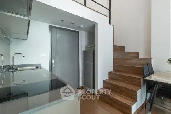 2-BR Condo at Duplex close to Phratamnak — ภาพ 4
