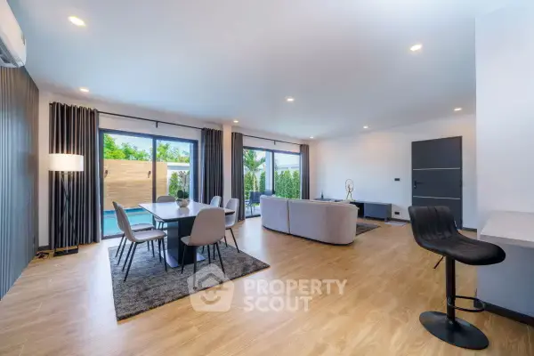 4-BR Villa close to Pattaya — photo 3