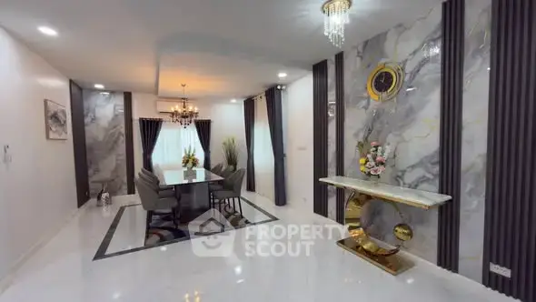 4-BR House at Chatkaew Village close to Phratamnak — фото 4