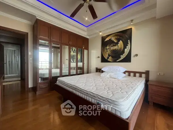 2-BR Condo at View Talay 3 Condominium Pratumnak close to Phratamnak — photo 6
