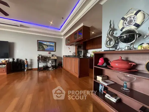 2-BR Condo at View Talay 3 Condominium Pratumnak close to Phratamnak — photo 3