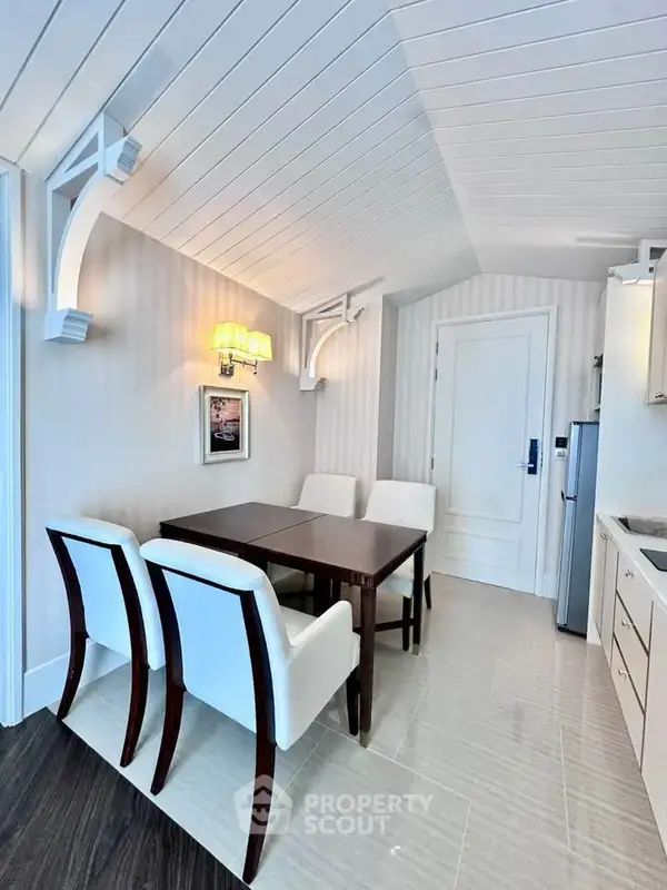 2-BR Condo at Grand Florida Beachfront Pattaya close to Pattaya — photo 2