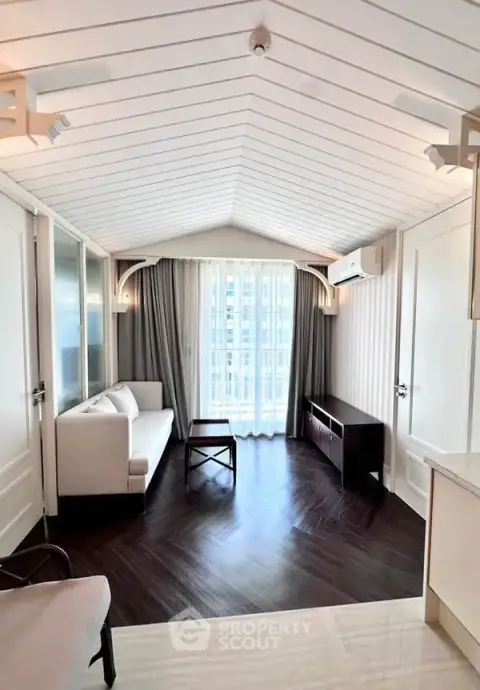 2-BR Condo at Grand Florida Beachfront Pattaya close to Pattaya — photo 4
