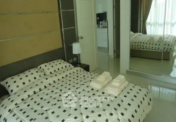 1-BR Condo at The View Cozy Beach Residence close to Phratamnak — фото 7