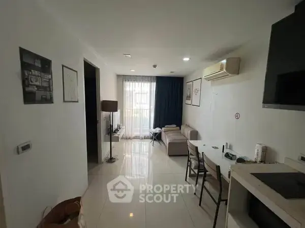 1-BR Condo at The Urban Attitude Pattaya close to Pattaya South — фото 3