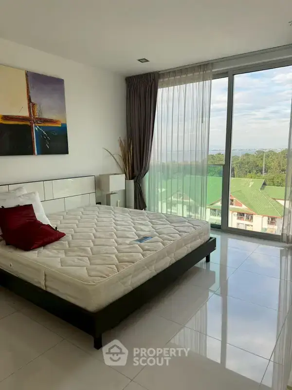 3-BR Condo at Club Royal Condominiums close to Sanctuary of Truth — ภาพ 6