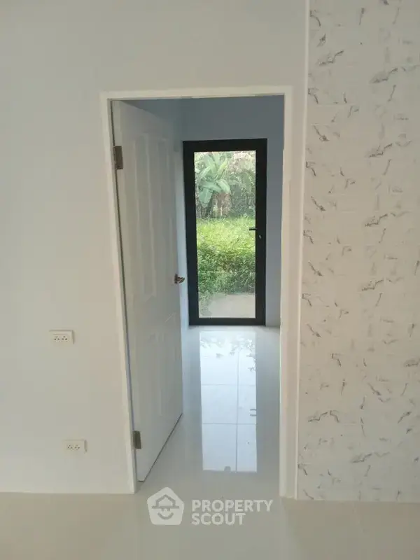 2-BR House close to Nathon Pier — photo 5