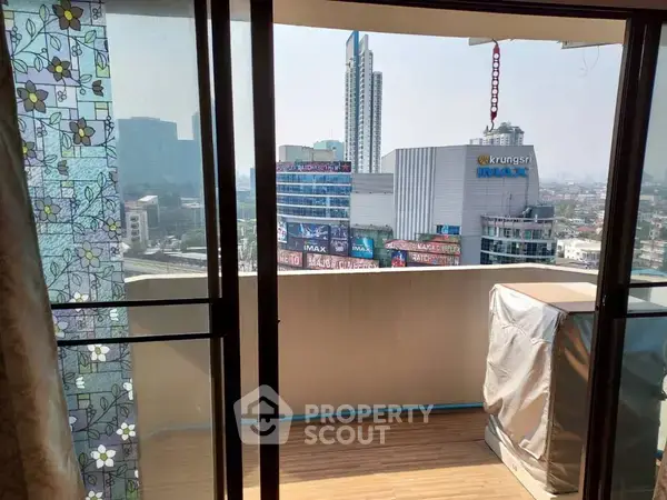 2-BR Condo at Central Ratchayothin Park near BTS Ratchayothin — photo 4