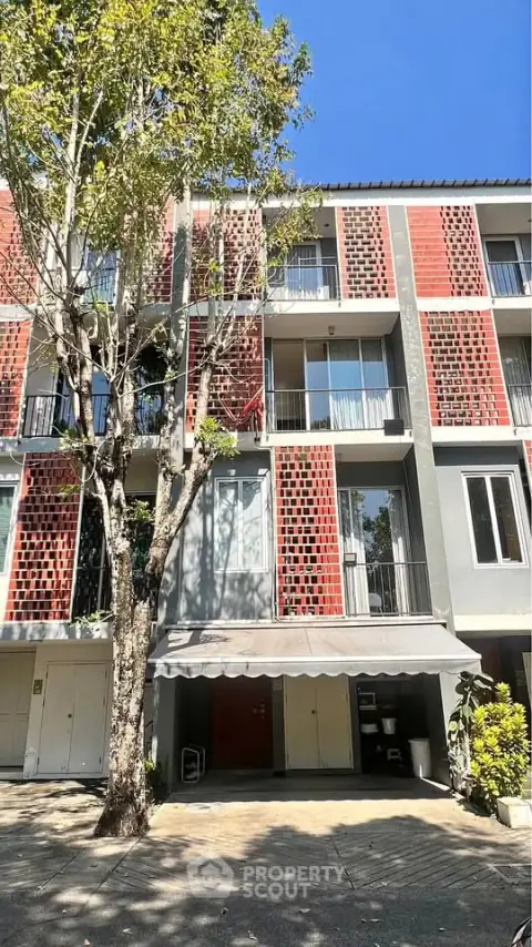 3-BR Townhouse at Siamese Blossom @ Fashion in Khan Na Yao — photo 2