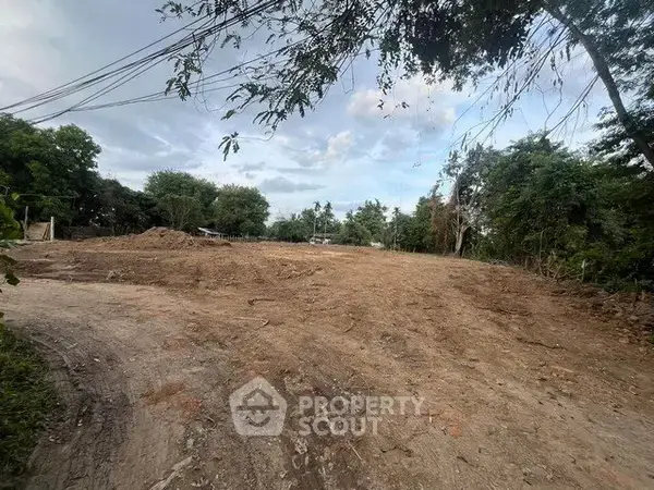 756 m² Land for Sale in San Phisuea — photo 2