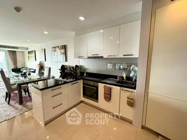2-BR Condo at Elegance @ Cosy Beach Pattaya close to Phratamnak — ภาพ 6
