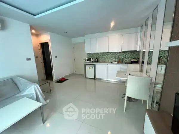 1-BR Condo at Amazon Residence Pattaya Condominiums close to Pattaya — photo 4