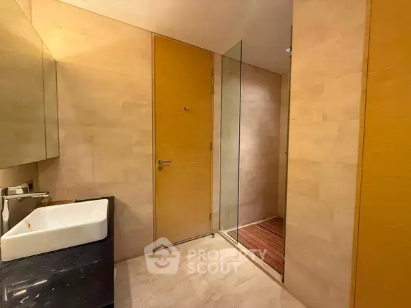 1-BR Condo at Saladaeng Residences near MRT Si Lom — photo 4